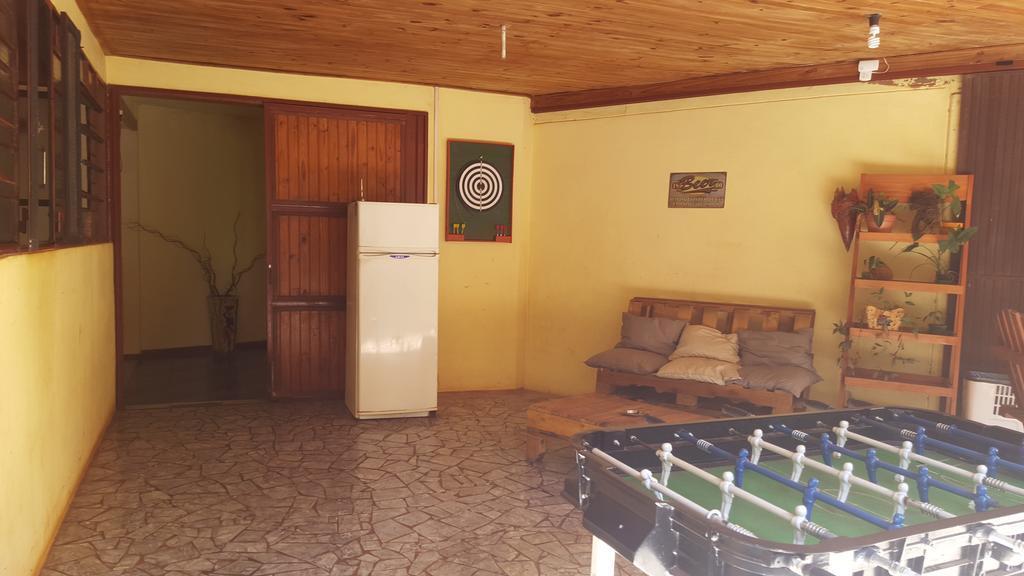 Residencial Uno Hostel Puerto Iguazú Buitenkant foto